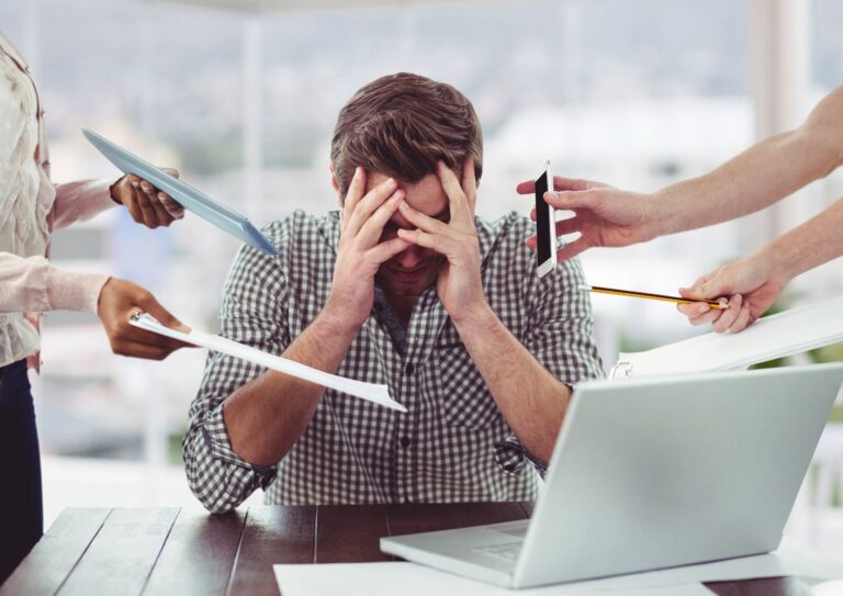 Prácticas para promover la salud mental en el entorno laboral