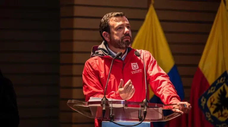 Alcalde Galán Anuncia Inversión en Vivienda y Estrategias para Reactivar el Sector en Bogotá