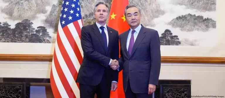 Aumentan las tensiones entre China y EE. UU. tras aprobación de ayuda a Taiwán