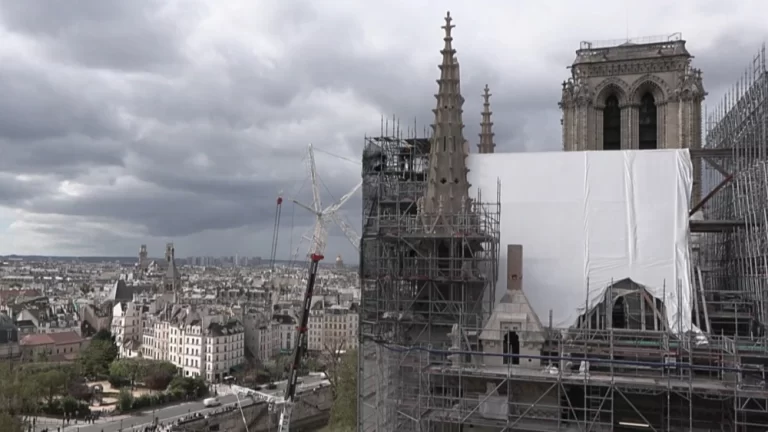 Renacimiento Histórico: Fecha de Reapertura de la Catedral de Notre-Dame en París