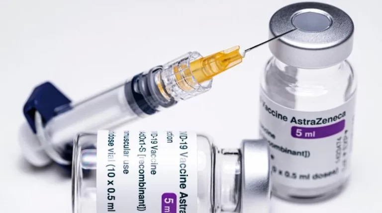 AstraZeneca Retira una de sus Vacunas contra el COVID-19