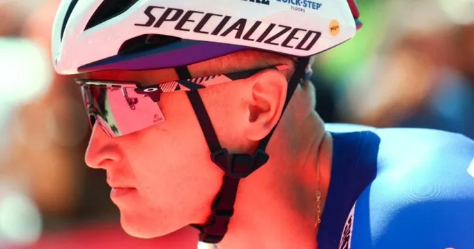 Emoción hasta el último metro: Tim Merlier se impone en la tercera etapa del Giro de Italia