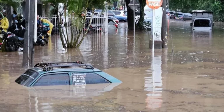 Alcalde de Cali ofrece balance sobre las fuertes lluvias: “Al menos 100 viviendas afectadas”