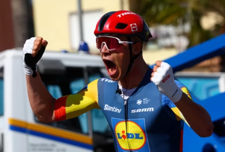 Emoción en el Giro de Italia: Jonathan Milan se Impone en la Cuarta Etapa
