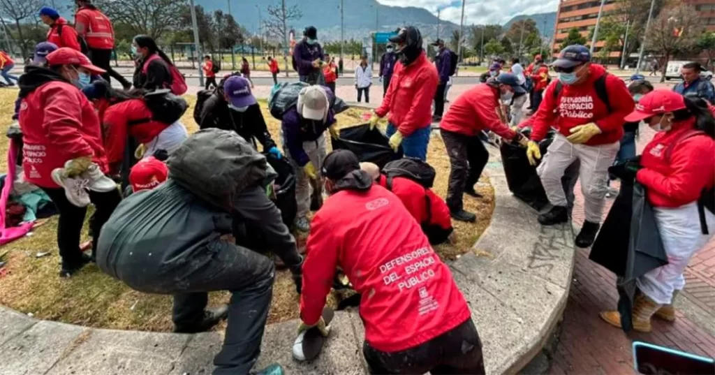 PARQUE TERCER MILENIO DFENSORÍA ESPACIO PÚLICO