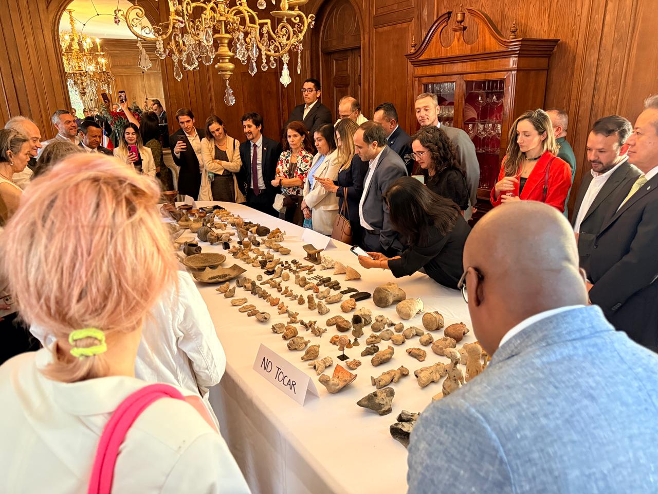 Colombia recupera 174 piezas precolombinas